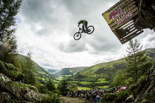 Red Bull Hardline 红牛绝地速降赛回归威尔士，2015年赛道更恐怖