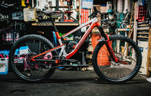 Porsche 917超跑风格涂装Santa Cruz Bronson