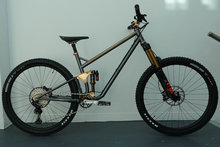 Coal Bicycles 84 Dual Link钢架170mm行程山地车