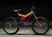 经典好车 Giant ATX One DH 为Glory奠基之作