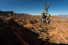 重播：红牛横冲直撞(Red Bull Rampage 2022)
