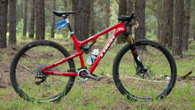 丹.康奈尔的冠军车—Trek Superfly FS 9.9 SL XTR Di2