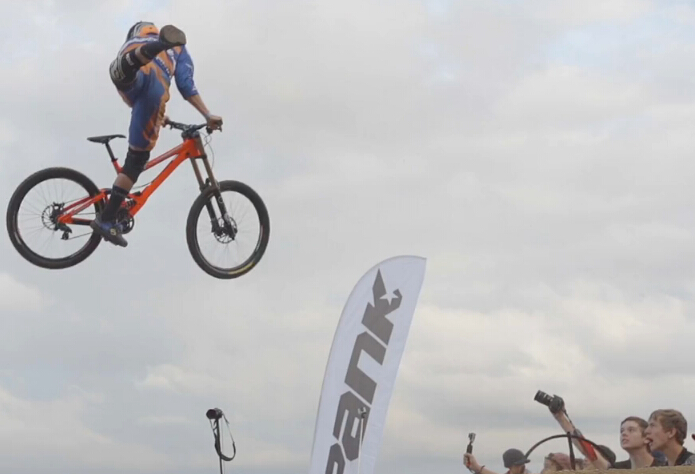Crankworx Rotorua甩尾挑战赛（官方视频）