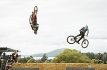 2015 Crankworx:自由式双人对抗赛精彩图集