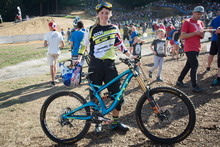 Crankworx Rotorua速降赛上的七台战车