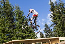 世界杯Lenzerheide：第四站速降赛道即将完工