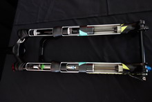 2015海獭单车节： Manitou Magnum27.5+前叉