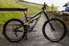 EWS第三站精英战车：达米安•奥顿的Devinci Spartan