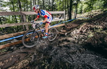 约兰达独孤求败——2015UCI世界杯越野赛第4站精英女子组赛况