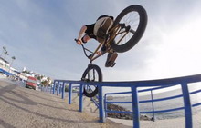 BMX车手Lacey Hoffmann:选线这么准，你咋不上天！