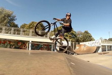 Aleksandr Nizerskii：俄罗斯朋克风BMX