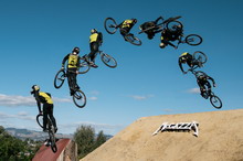 献给凯利•麦克加里的纪念会：2016 Crankworx Rotorua Slopestyle花式下山赛