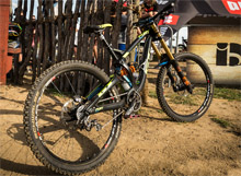 2016 Crankworx Rotorua的17台速降车