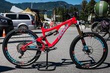 火鸟：2017 Pivot Firebird enduro车