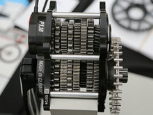 Pinion Gearbox变速箱：啤酒罐里扳手腕