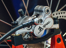 2016 Interbike单车展：TRP碟刹、Forecaster车胎、Alex车圈