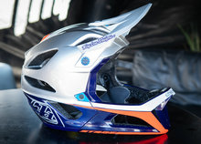 Troy Lee Designs超轻enduro全盔Stage和改良版骑行服：2018海獭单车节
