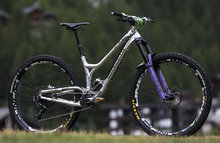 法国杯enduro赛器材：产自意大利的Scarab Evo 29战车