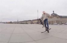 四维空间里的BMX平地花式