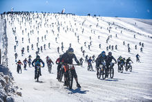 千人雪顶狂欢 - 第20届地狱山enduro赛