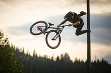 大风来袭 - 2019Crankworx惠斯勒速度与风格双人对抗赛
