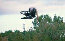 初尝泥土滋味的BMX车手 - 加百利·勒旭尔