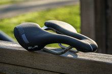 7款新鞍座看设计趋势：Fabric、Selle Italia、Ergon、SDG和Pro