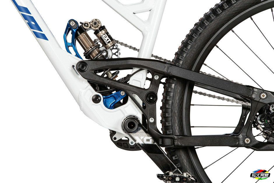 here-s-the-first-bike-to-use-supre-the-drivetrain-with-the-world-s-toughest-derailleur_6