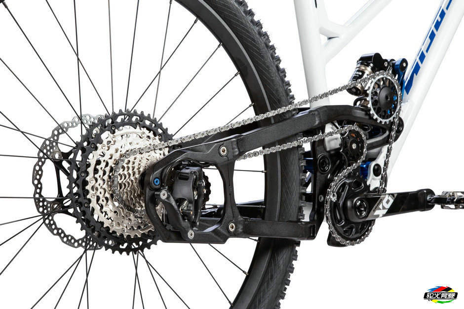 here-s-the-first-bike-to-use-supre-the-drivetrain-with-the-world-s-toughest-derailleur_7