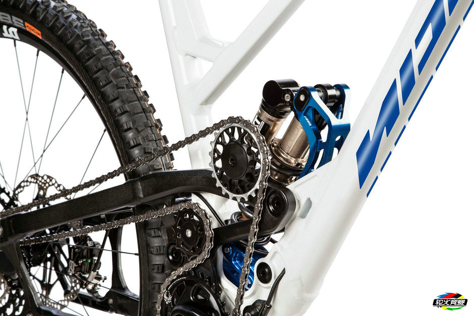 here-s-the-first-bike-to-use-supre-the-drivetrain-with-the-world-s-toughest-derailleur_10