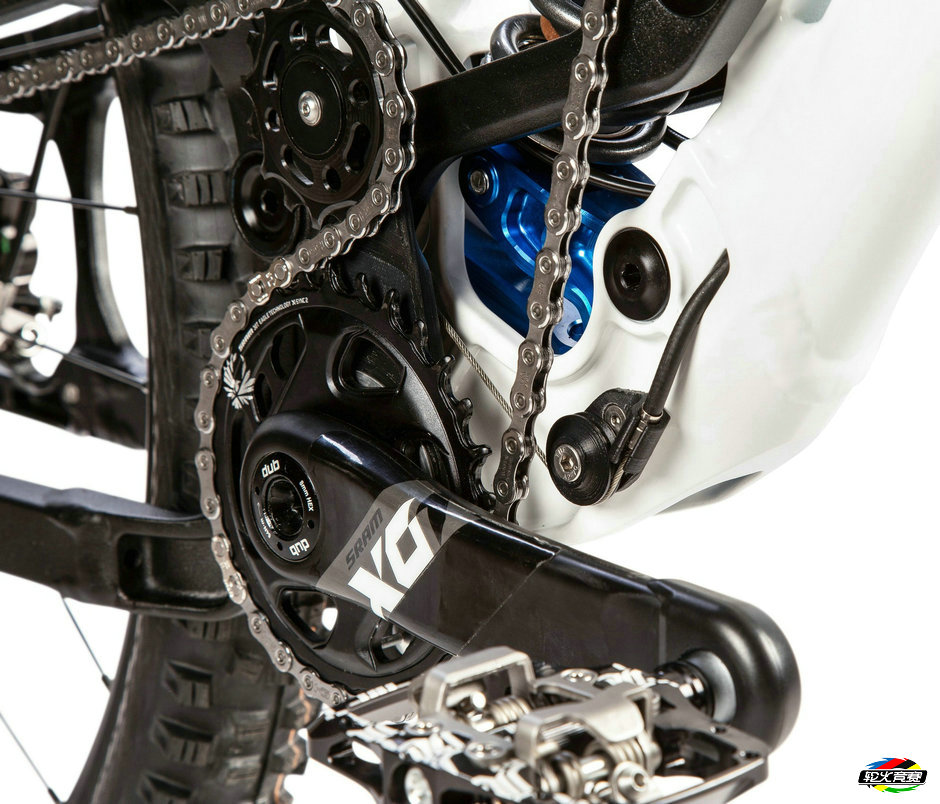 here-s-the-first-bike-to-use-supre-the-drivetrain-with-the-world-s-toughest-derailleur_11