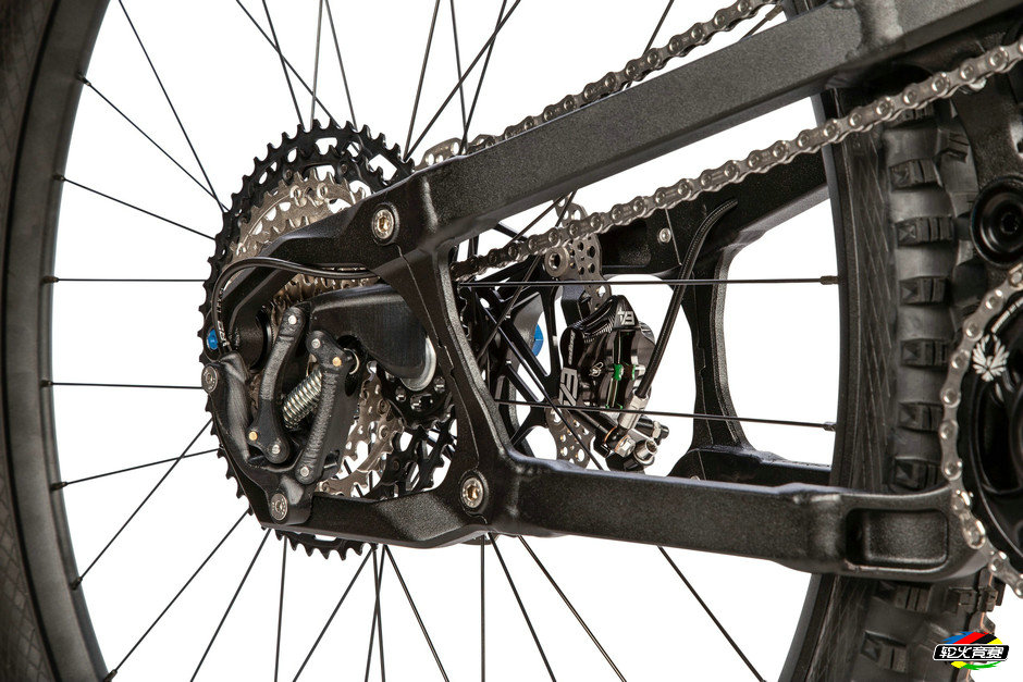 here-s-the-first-bike-to-use-supre-the-drivetrain-with-the-world-s-toughest-derailleur_20