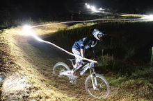 2013“道卡斯&飞锐杯”速降赛大连麟道站(夜间赛）